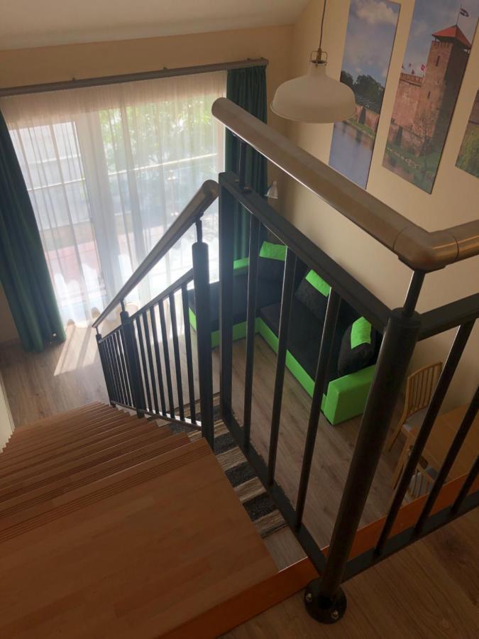 Castellum Apartmanhaz Gyula Buitenkant foto