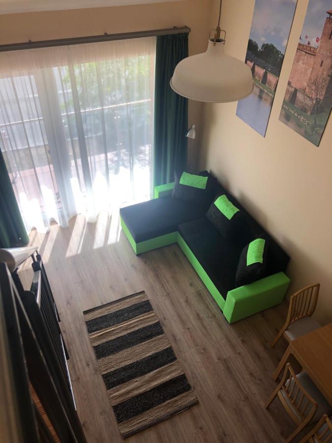 Castellum Apartmanhaz Gyula Buitenkant foto